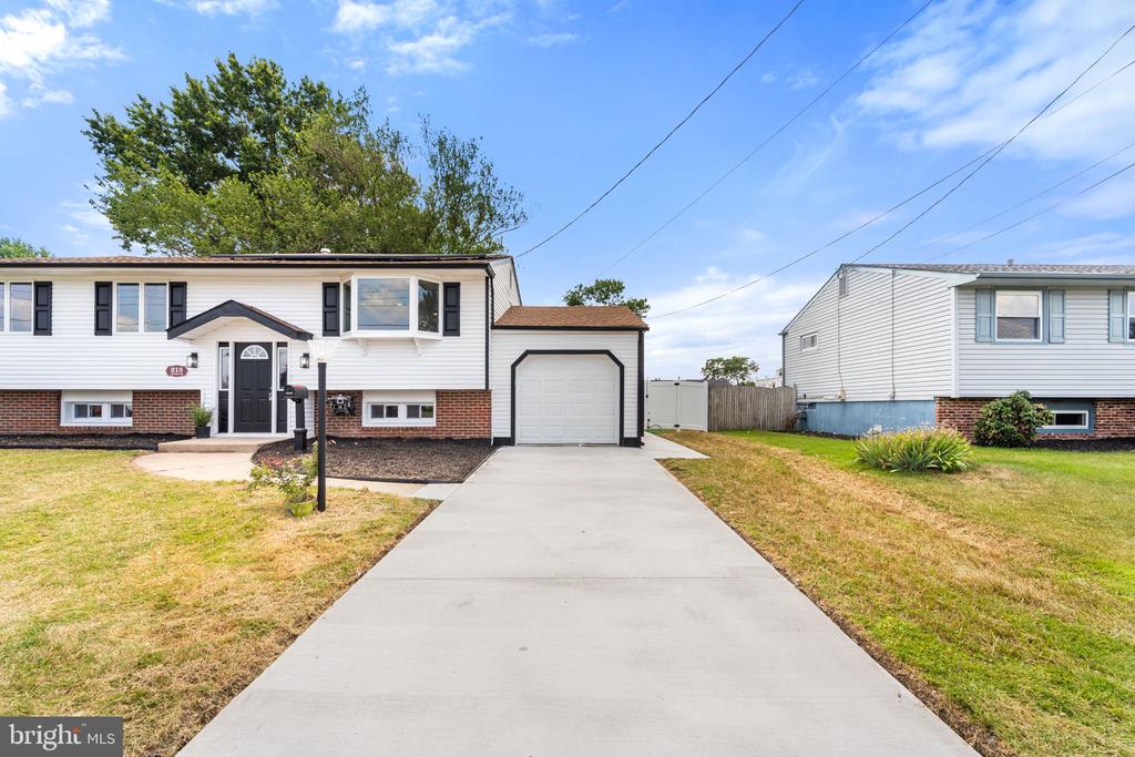 213 HOBART DRIVE