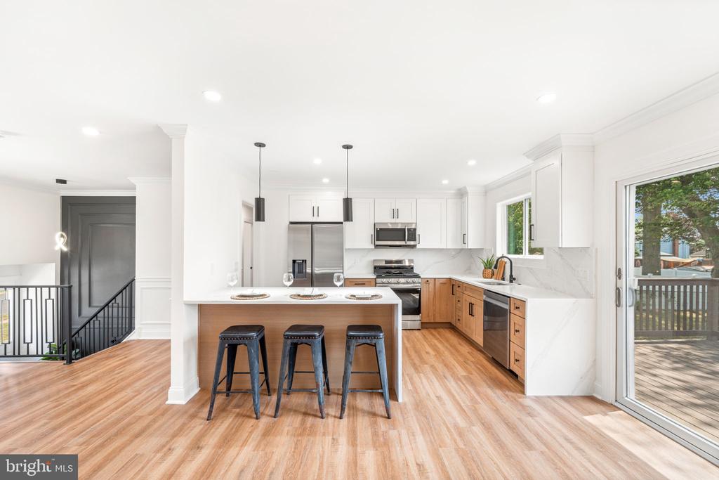 213 HOBART DRIVE