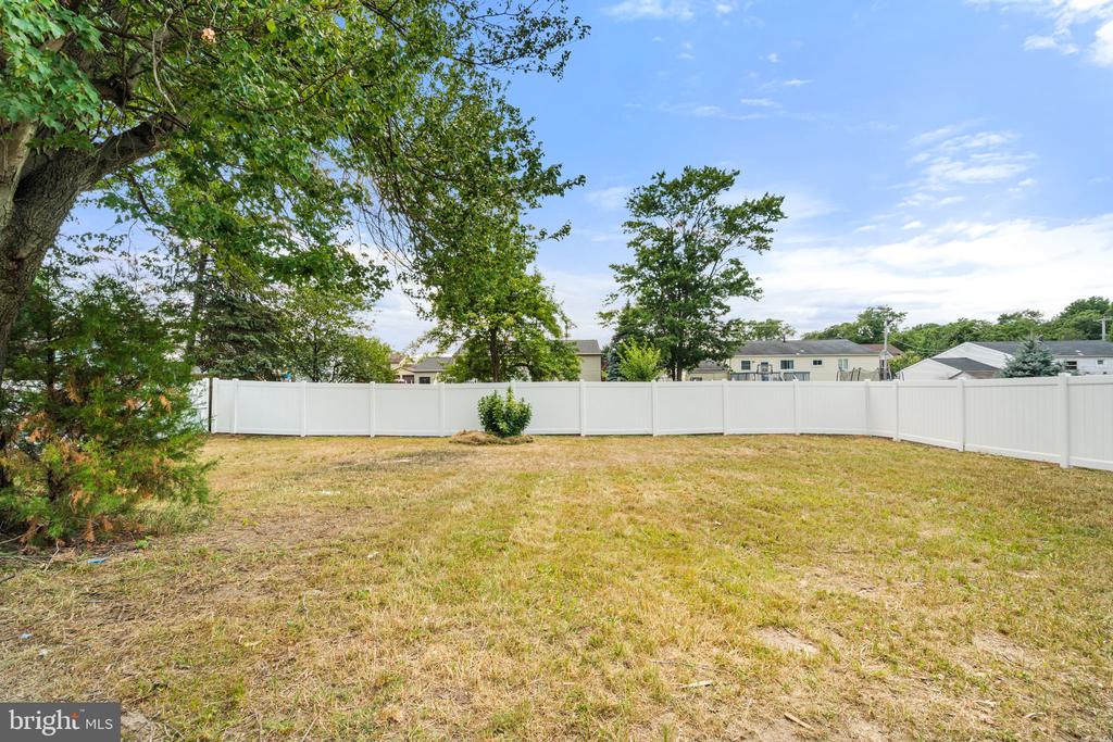 213 HOBART DRIVE