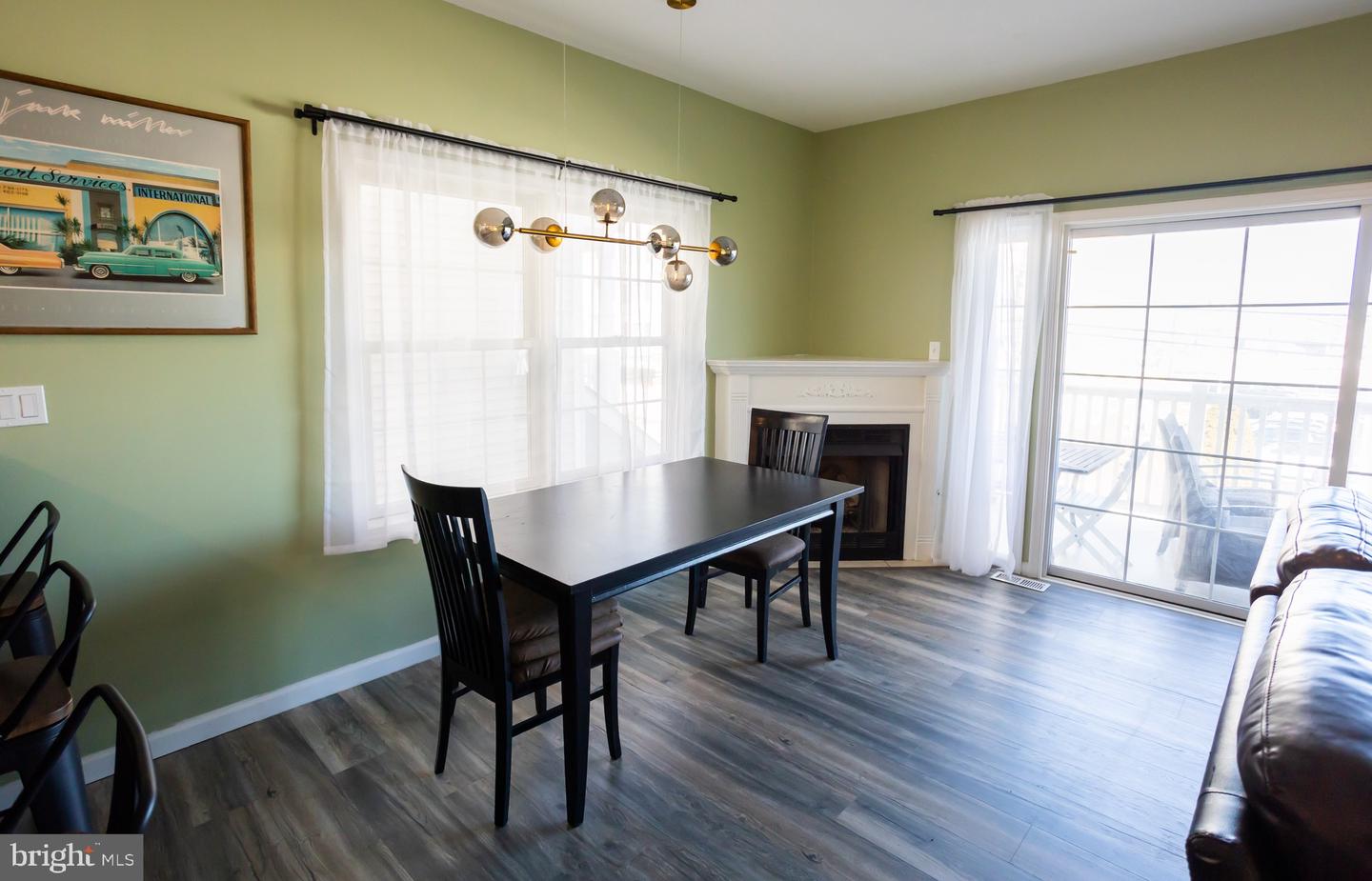 422 W Hand Ave #102