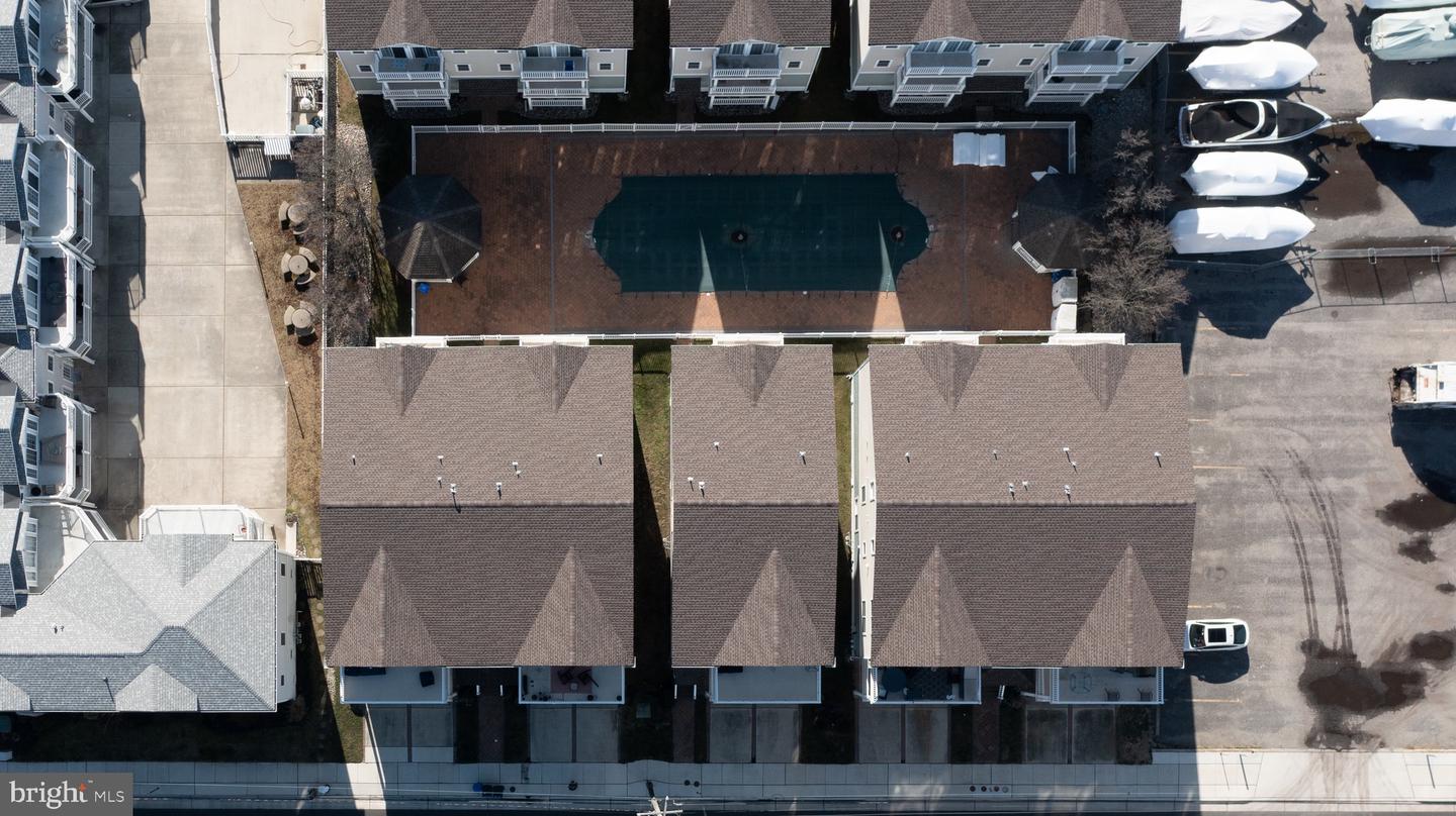 422 W Hand Ave #102