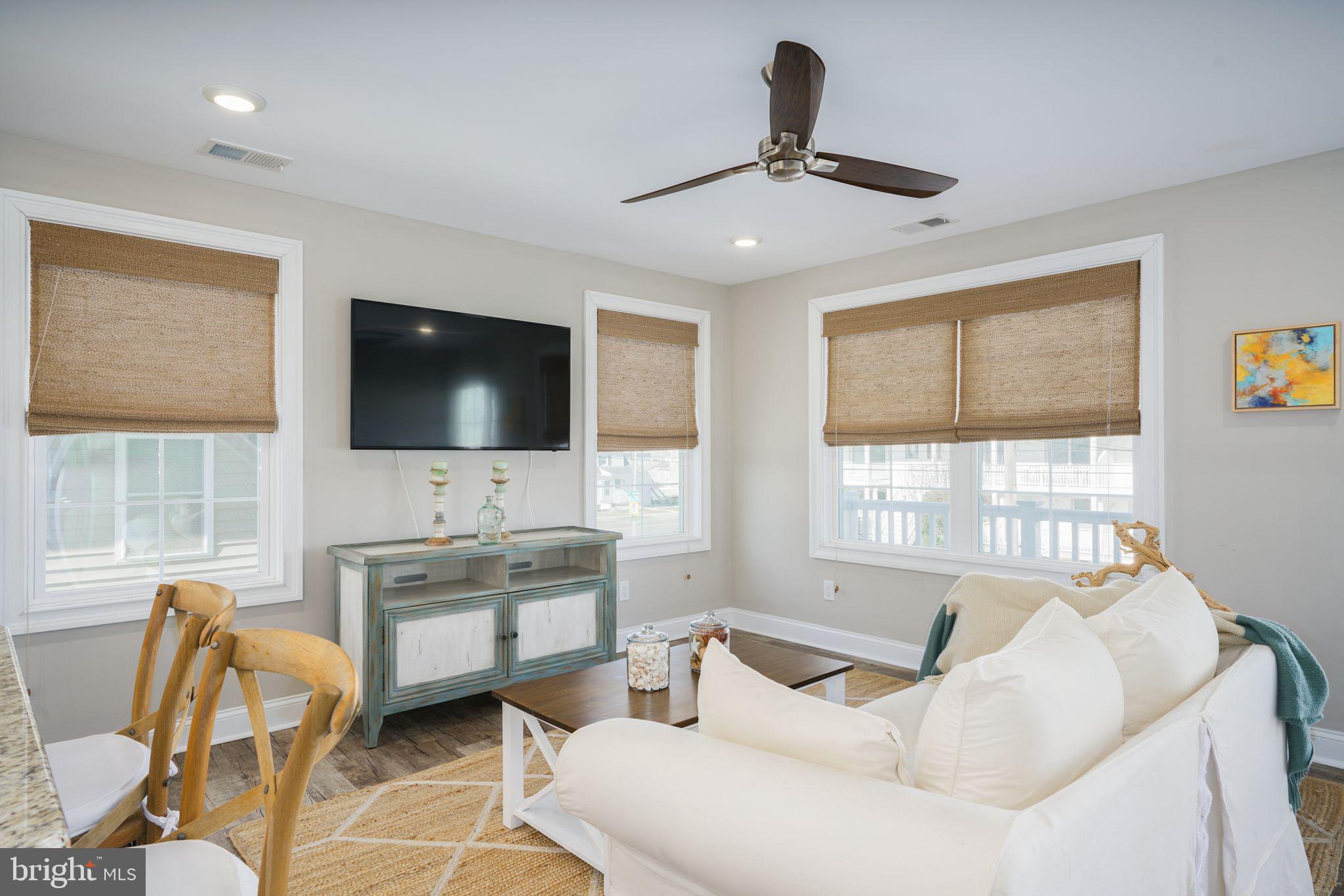 1205 Ocean Ave #B