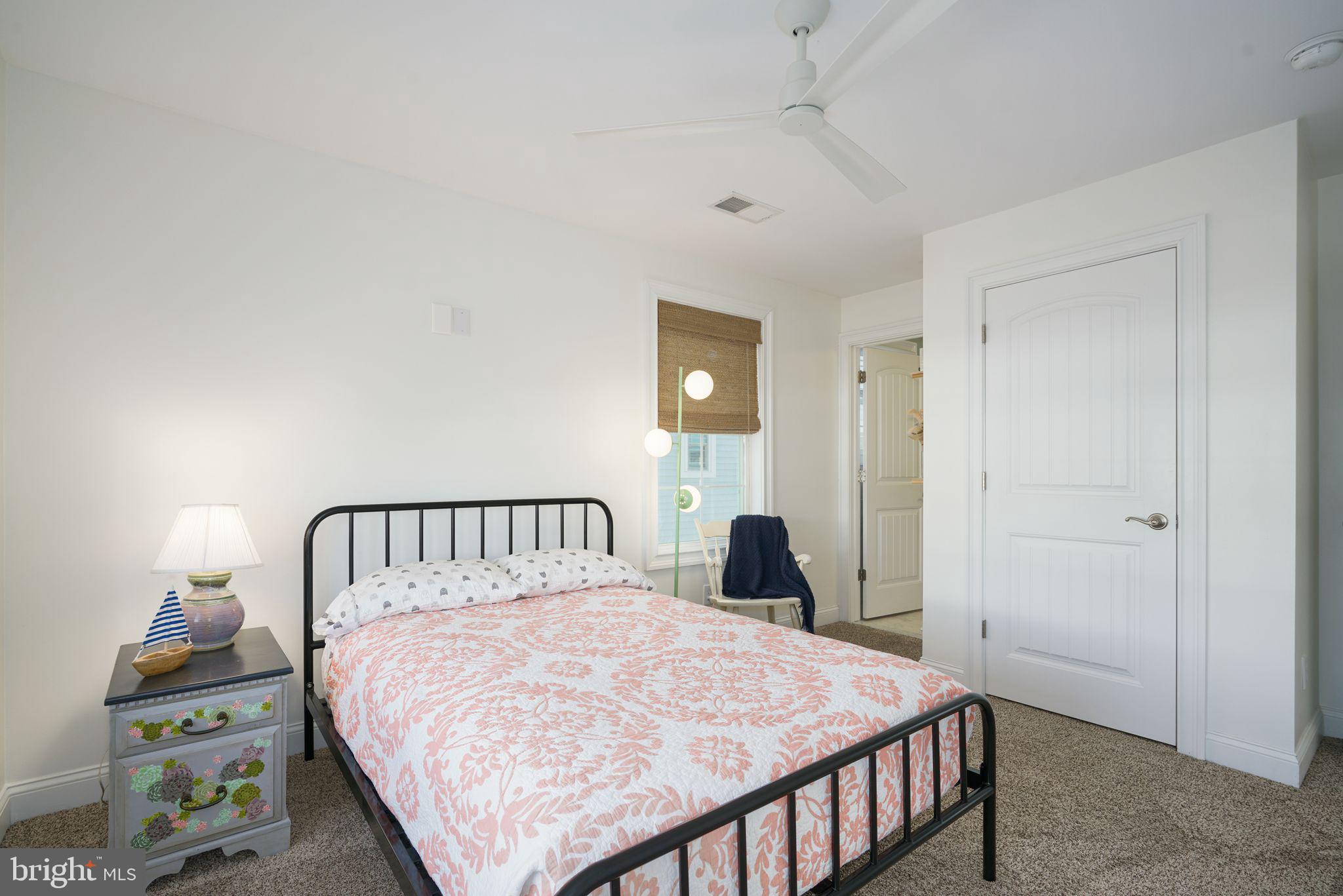 1205 Ocean Ave #B