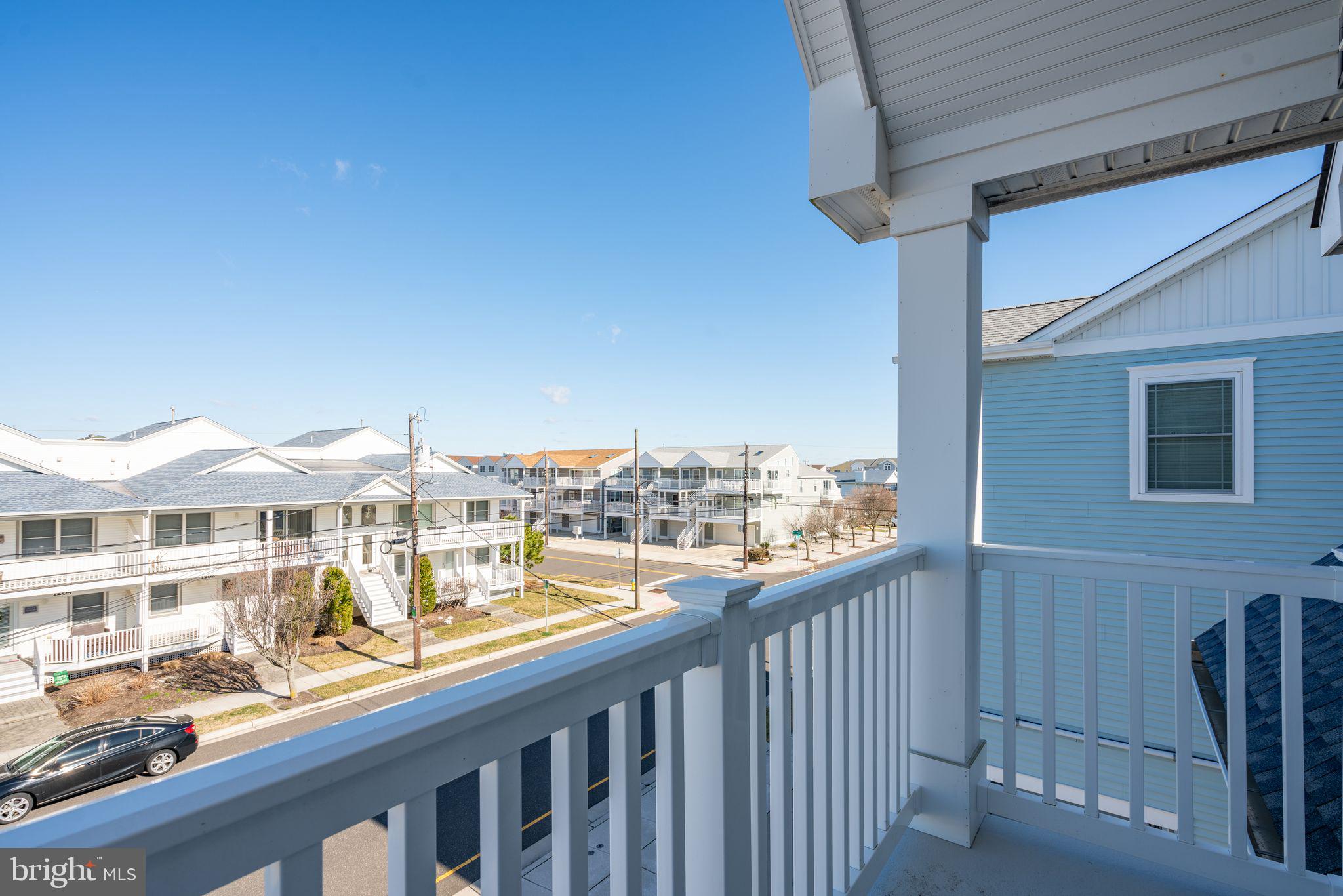 1205 Ocean Ave #B