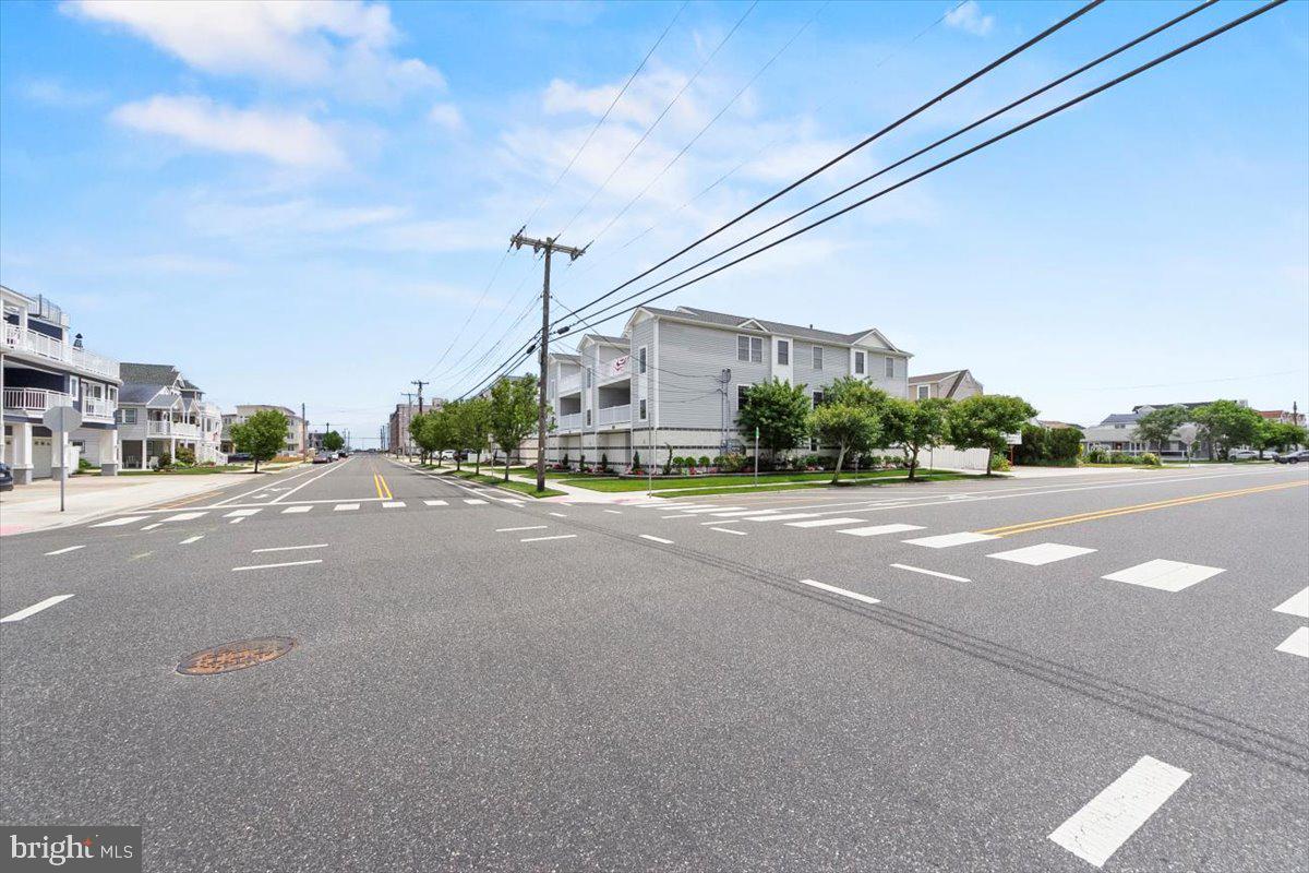 400 E 5th Ave #101