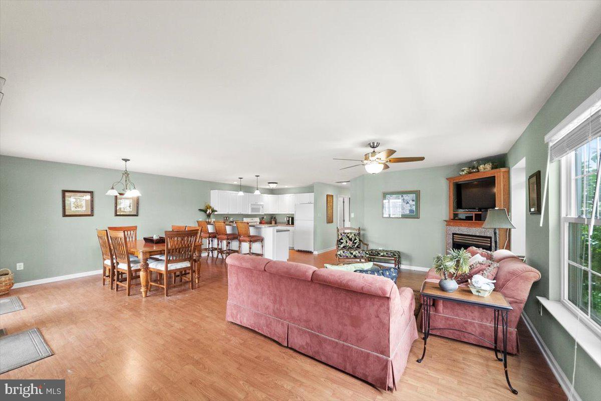 400 E 5th Ave #101