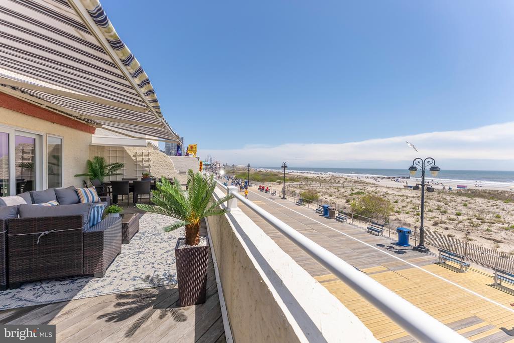 1368 Boardwalk #B