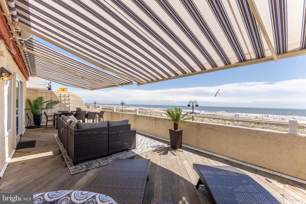 1368 Boardwalk #B