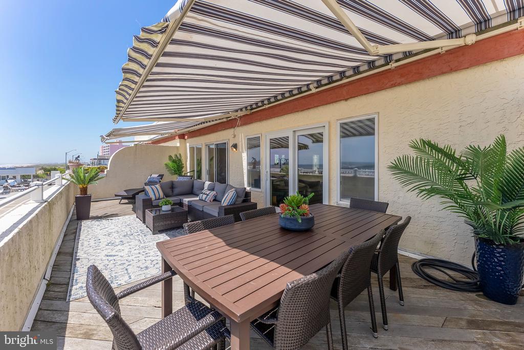 1368 Boardwalk #B