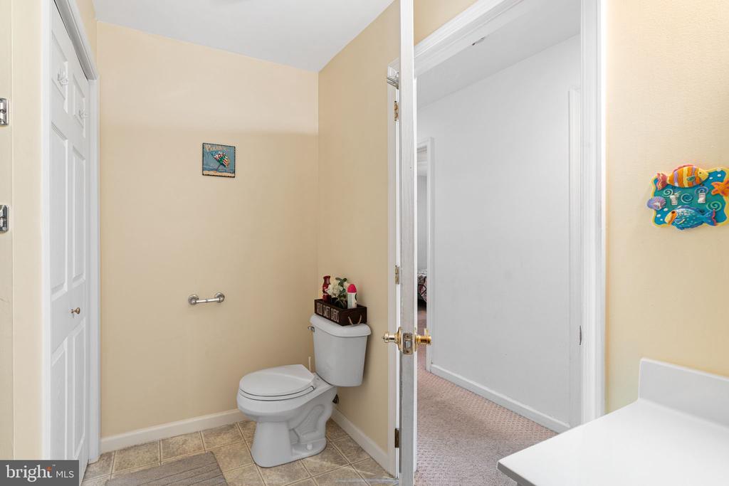 224 E MAGNOLIA AVENUE A