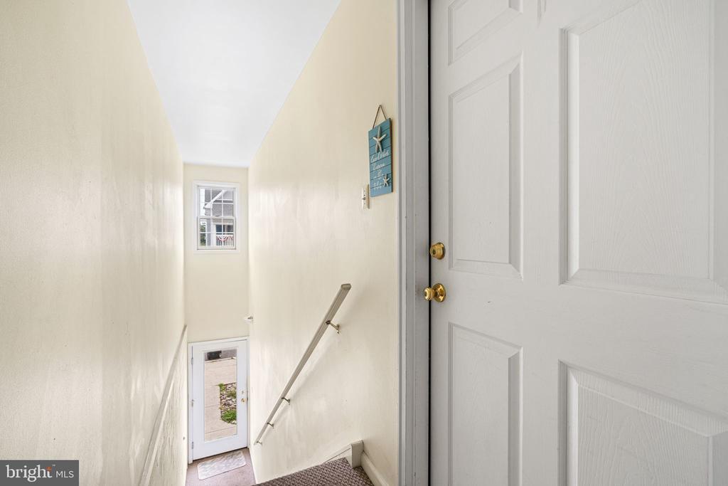 224 E MAGNOLIA AVENUE A