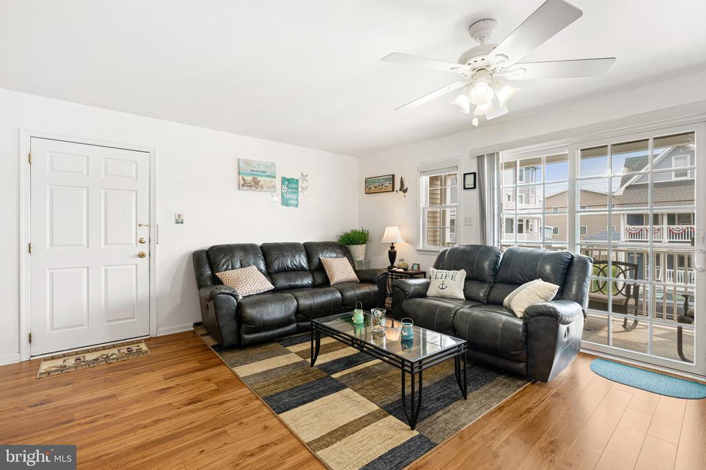 224 E MAGNOLIA AVENUE A