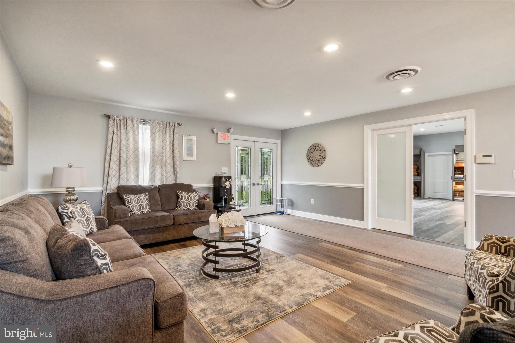 1584 PARKSIDE AVENUE