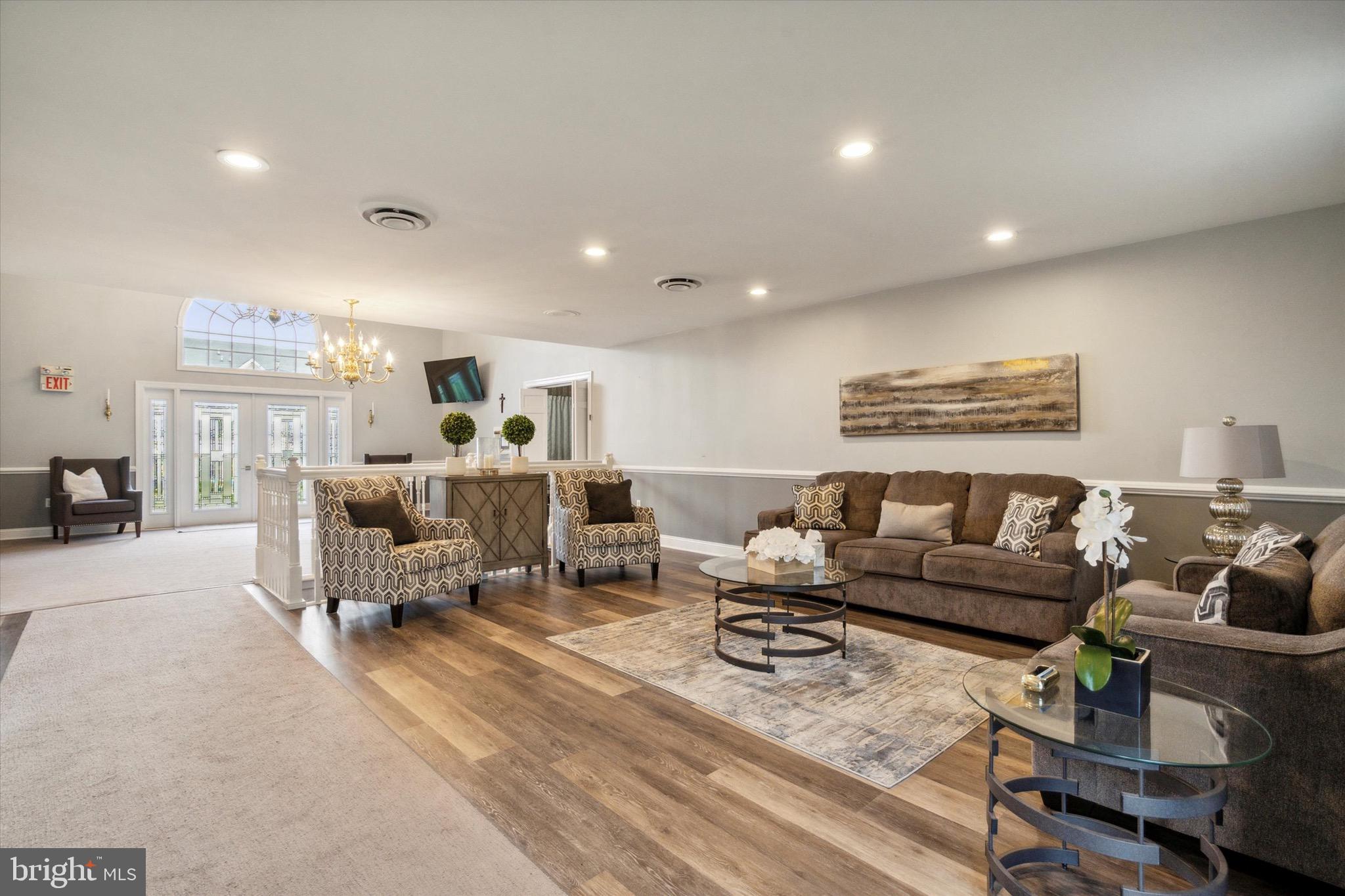 1584 PARKSIDE AVENUE