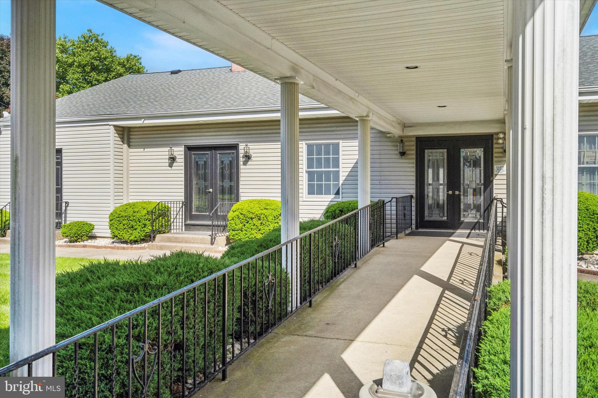 1584 PARKSIDE AVENUE