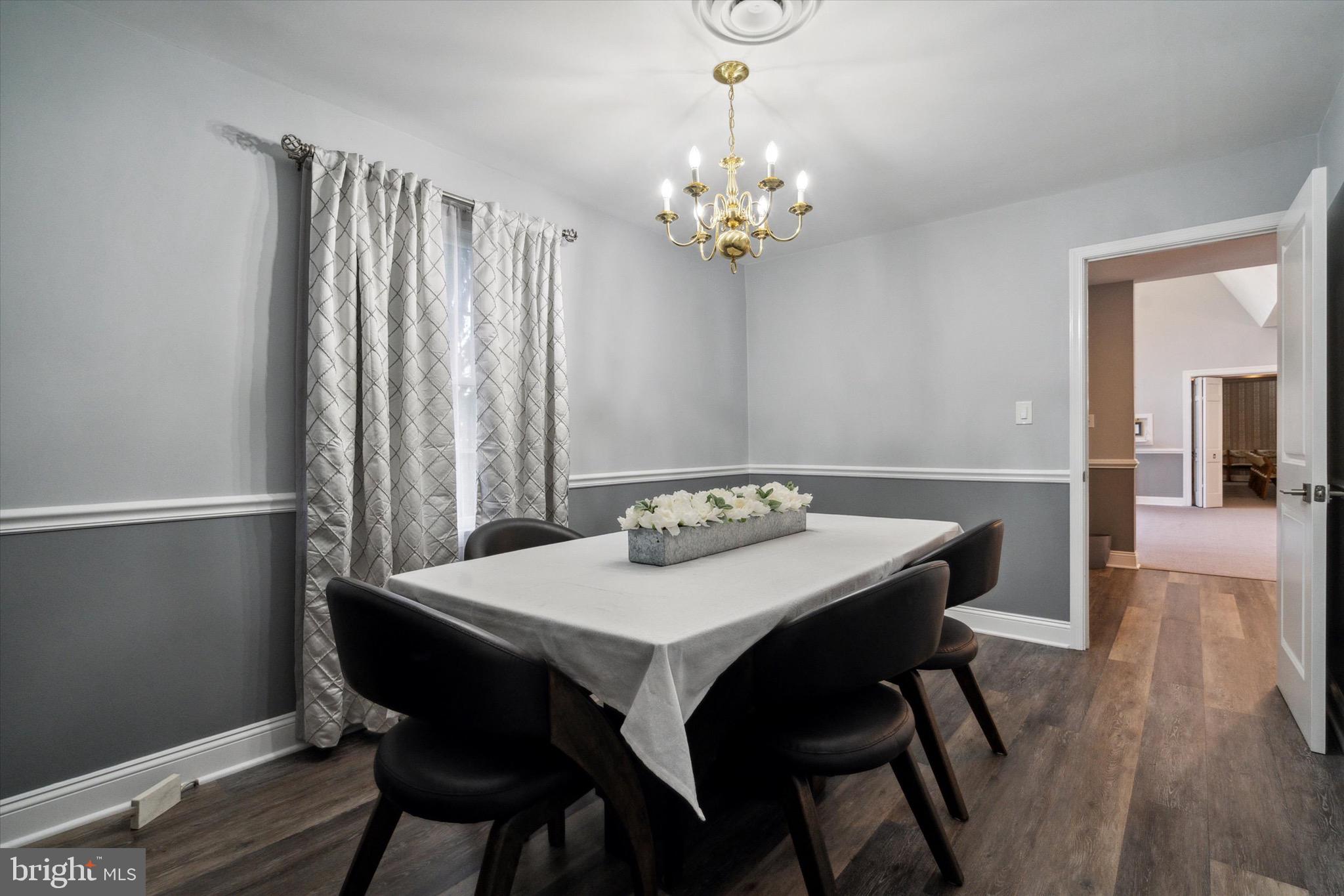 1584 PARKSIDE AVENUE