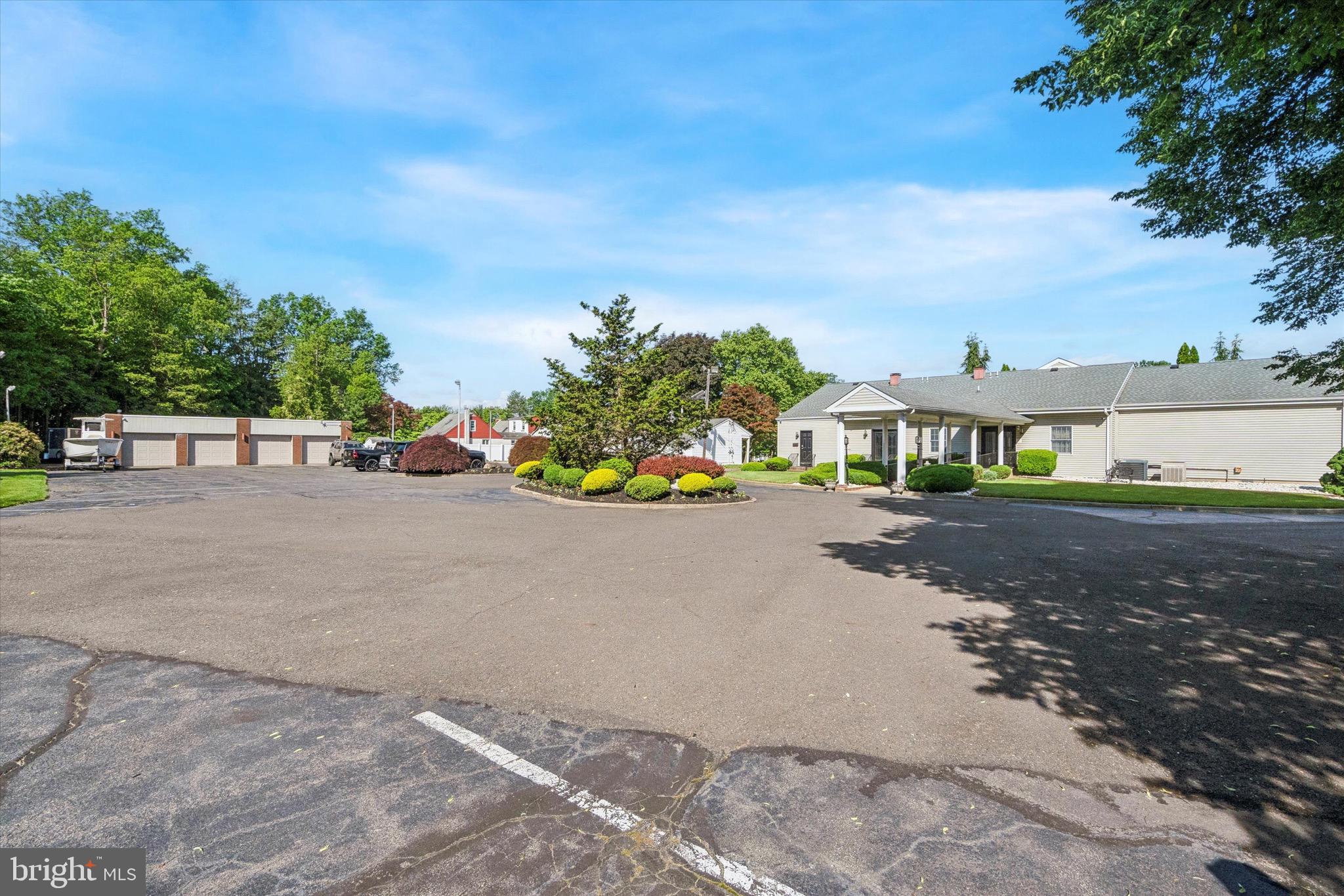 1584 PARKSIDE AVENUE