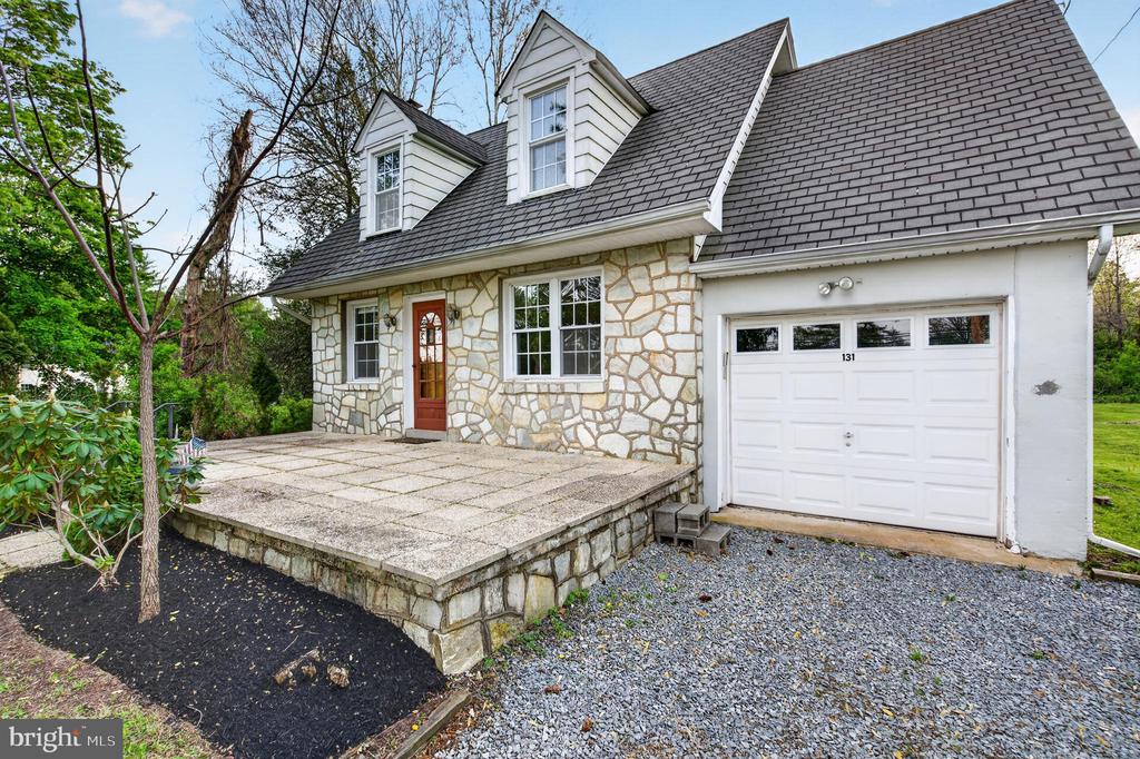 131 PENNINGTON HOPEWELL ROAD
