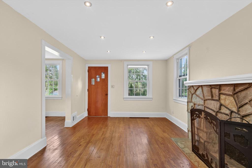 131 PENNINGTON HOPEWELL ROAD