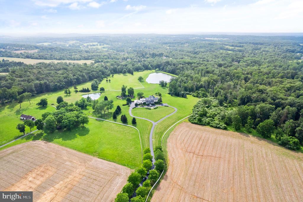 131 HARBOURTON WOODSVILLE ROAD