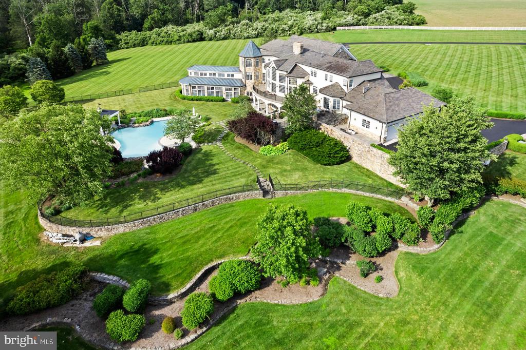 131 HARBOURTON WOODSVILLE ROAD