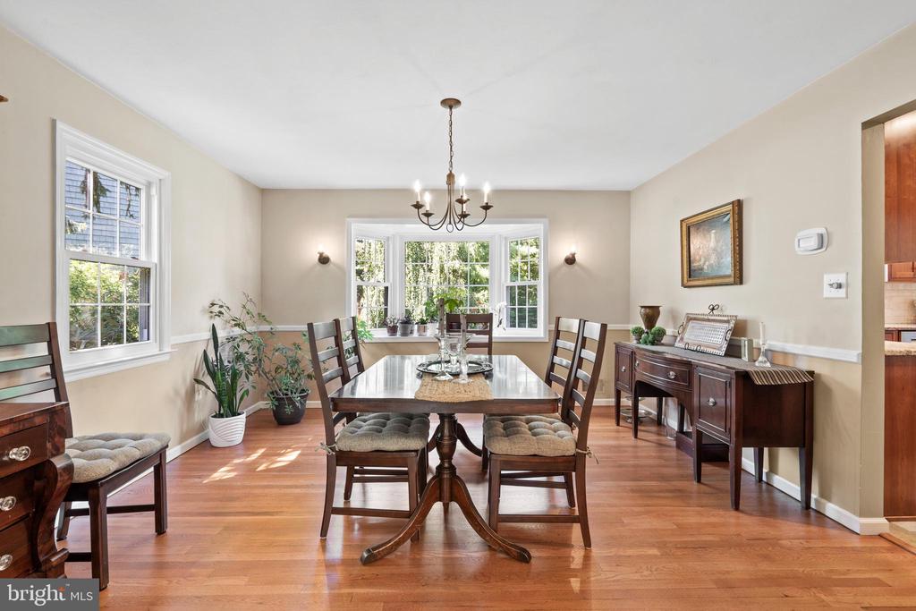 14 SPRINGWOOD DRIVE