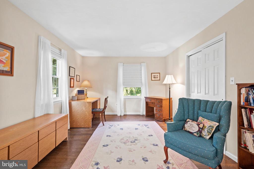 14 SPRINGWOOD DRIVE