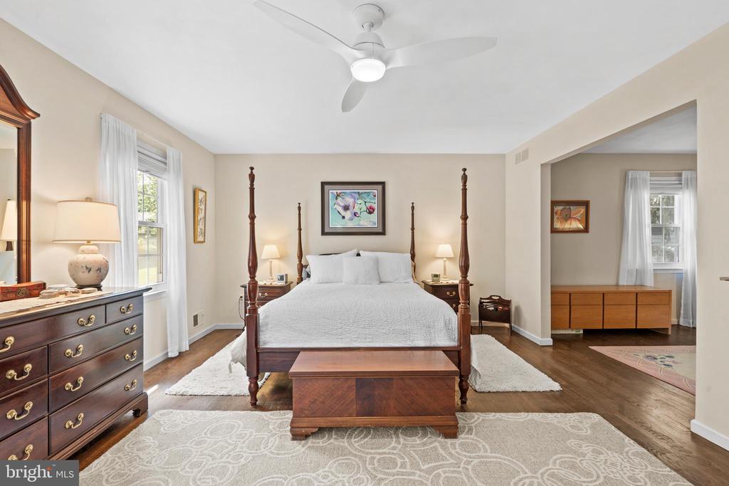 14 SPRINGWOOD DRIVE
