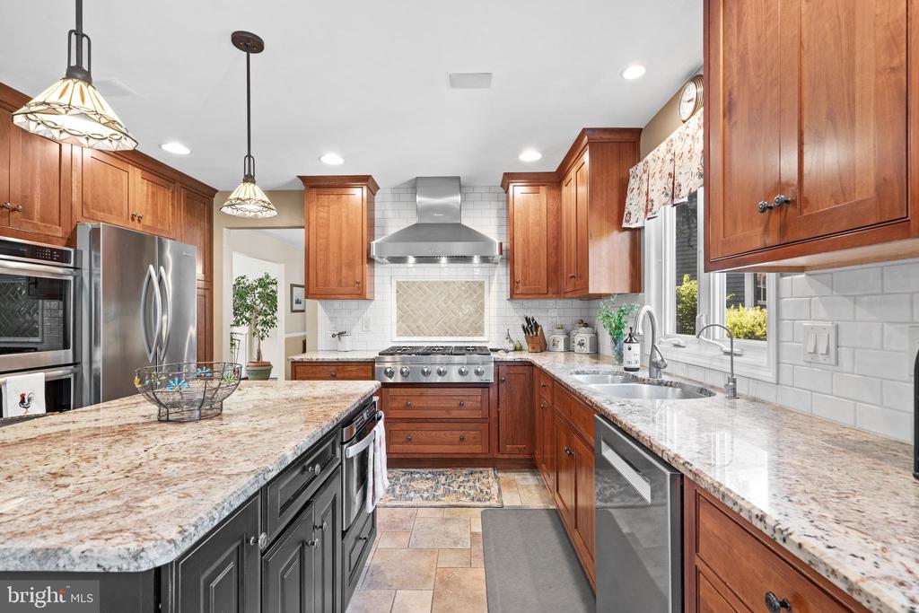 14 SPRINGWOOD DRIVE