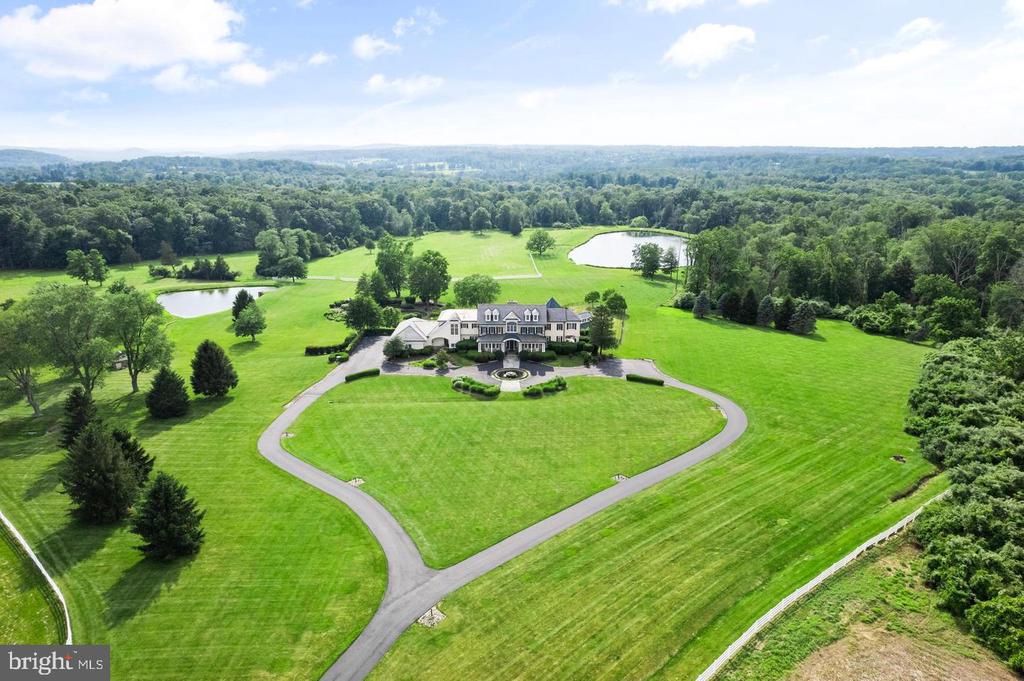 131 HARBOURTON WOODSVILLE ROAD
