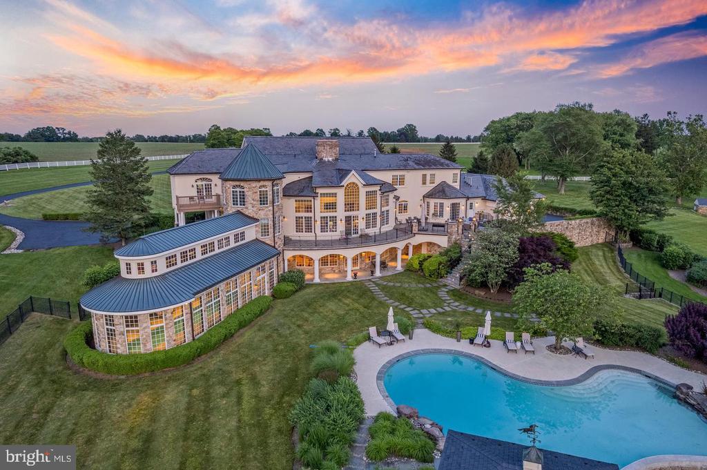131 HARBOURTON WOODSVILLE ROAD