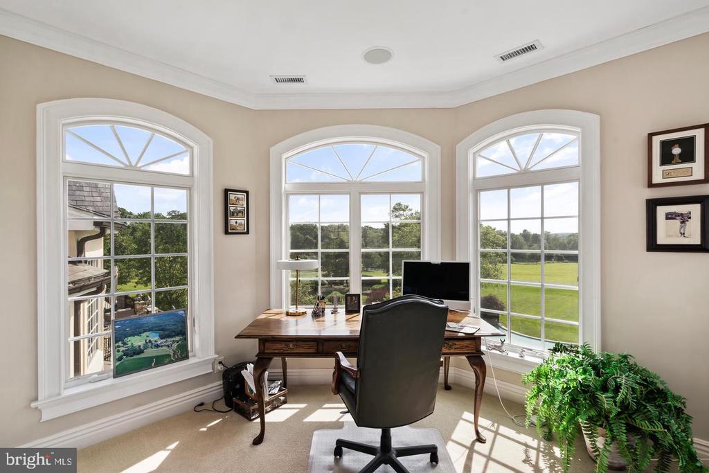 131 HARBOURTON WOODSVILLE ROAD