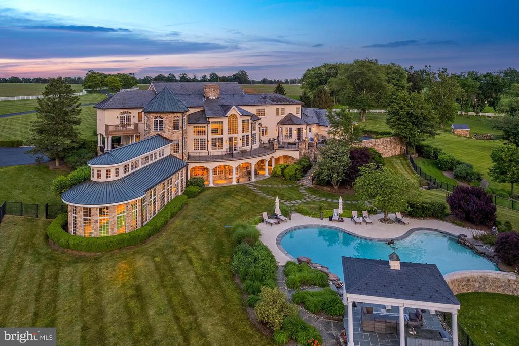 131 HARBOURTON WOODSVILLE ROAD