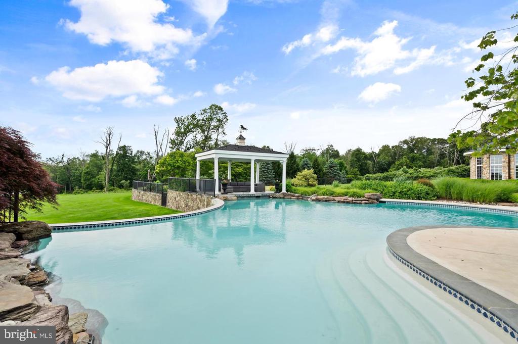 131 HARBOURTON WOODSVILLE ROAD