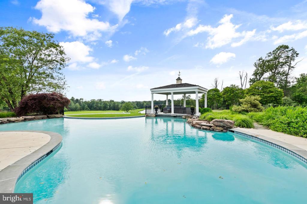 131 HARBOURTON WOODSVILLE ROAD