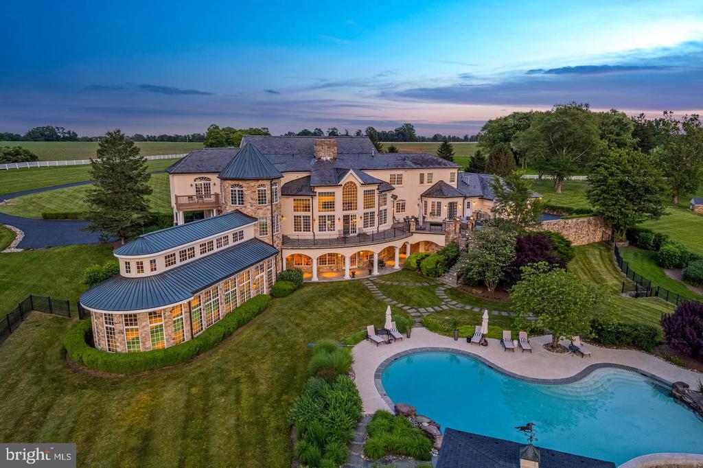 131 HARBOURTON WOODSVILLE ROAD