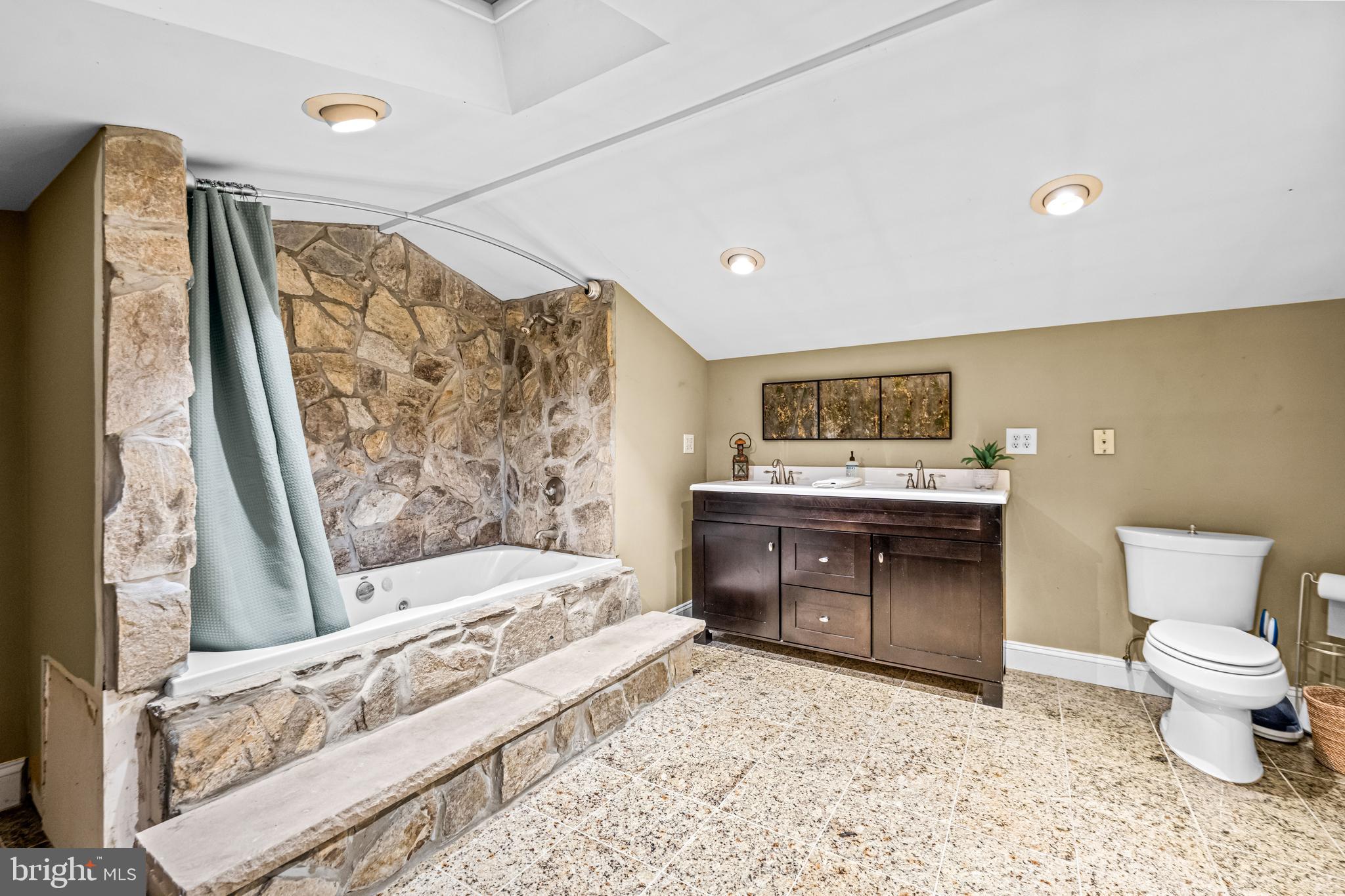 119 BENGAL BOULEVARD