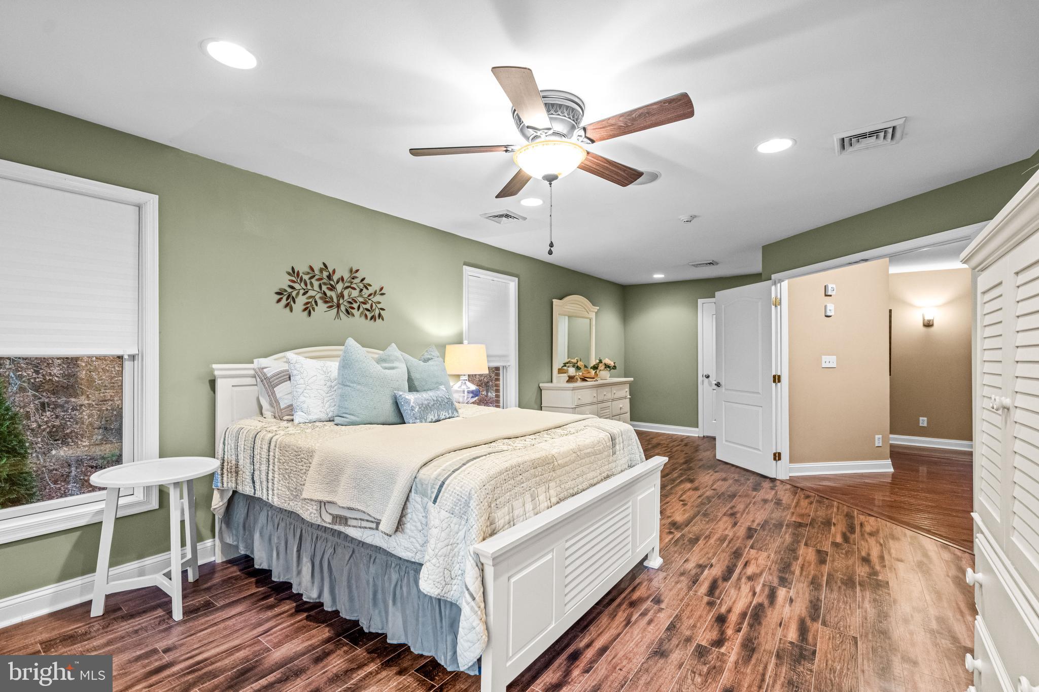 119 BENGAL BOULEVARD