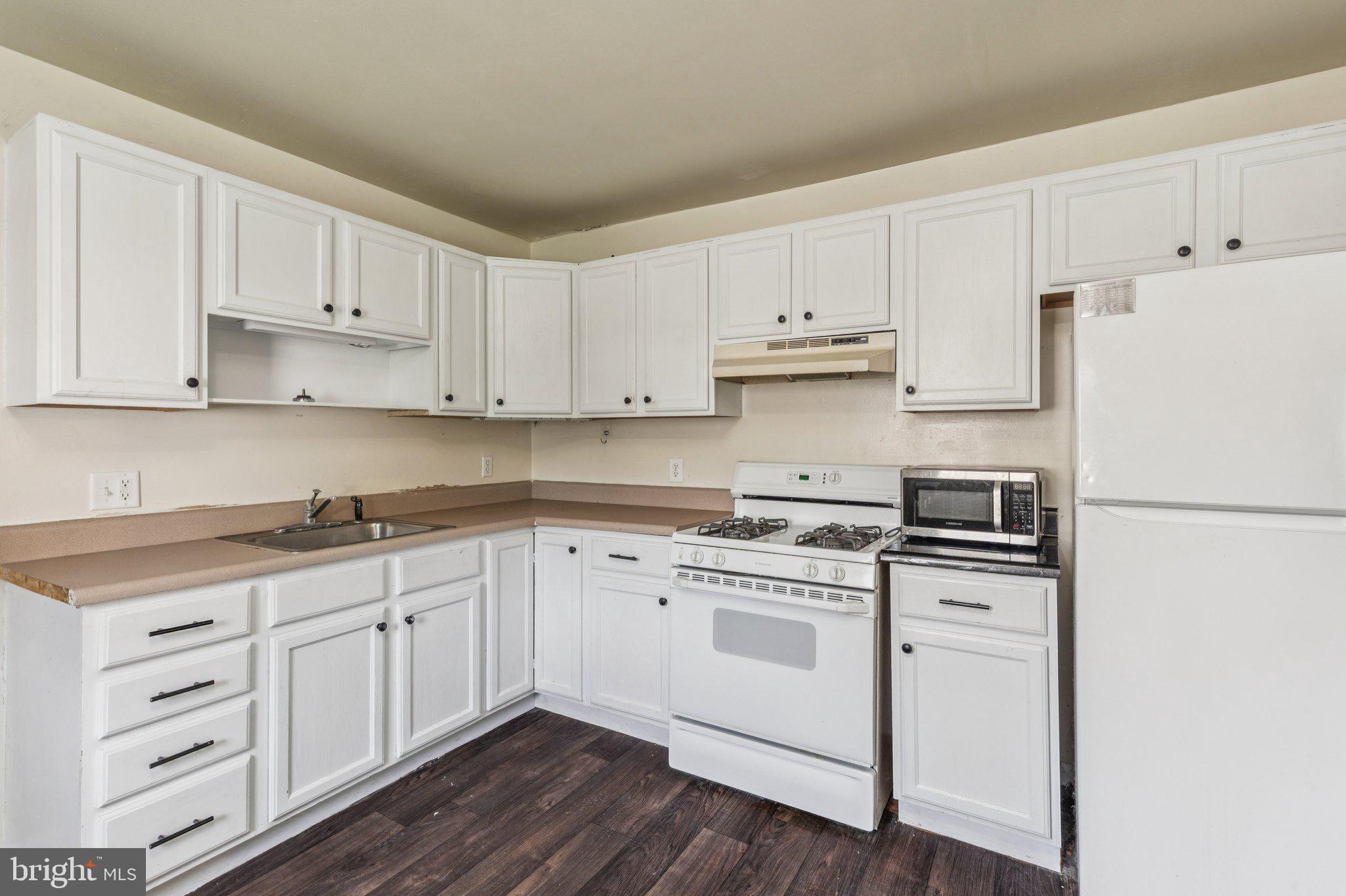 133 Lincoln Dr