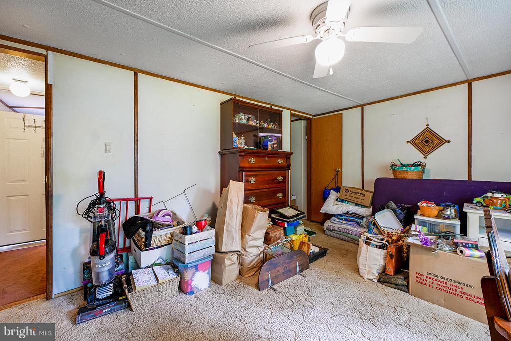 219 Long Lane Rd