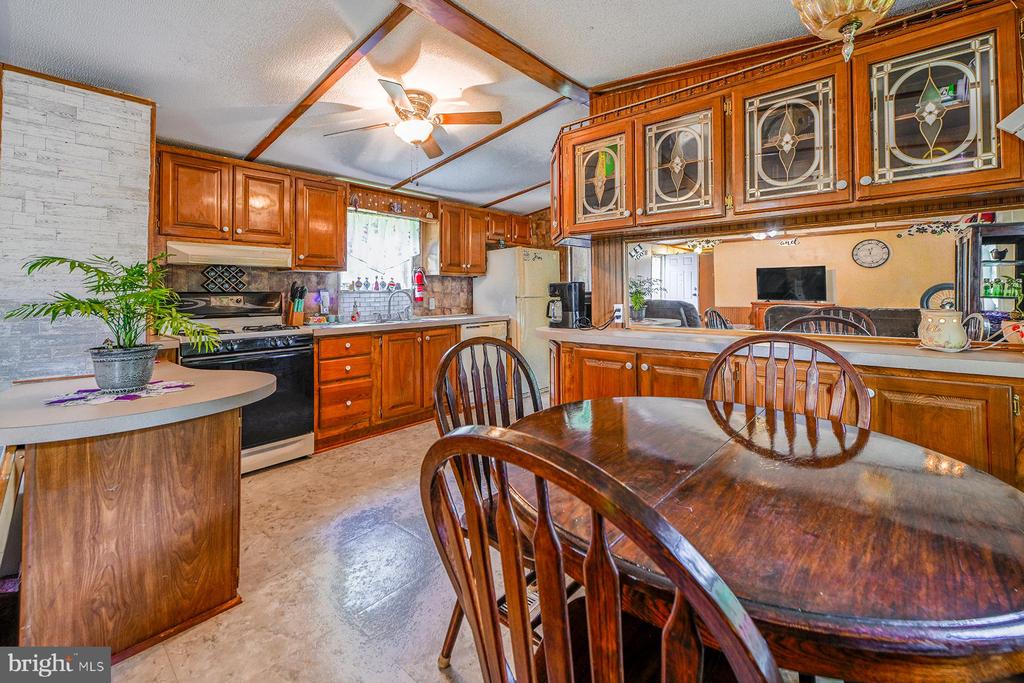 219 Long Lane Rd