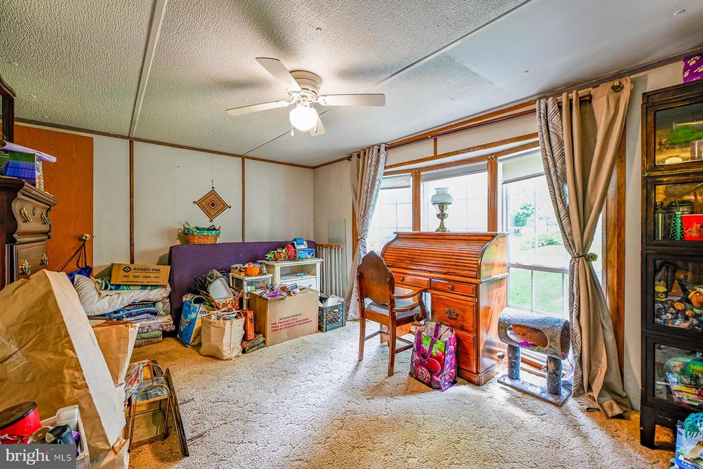 219 Long Lane Rd