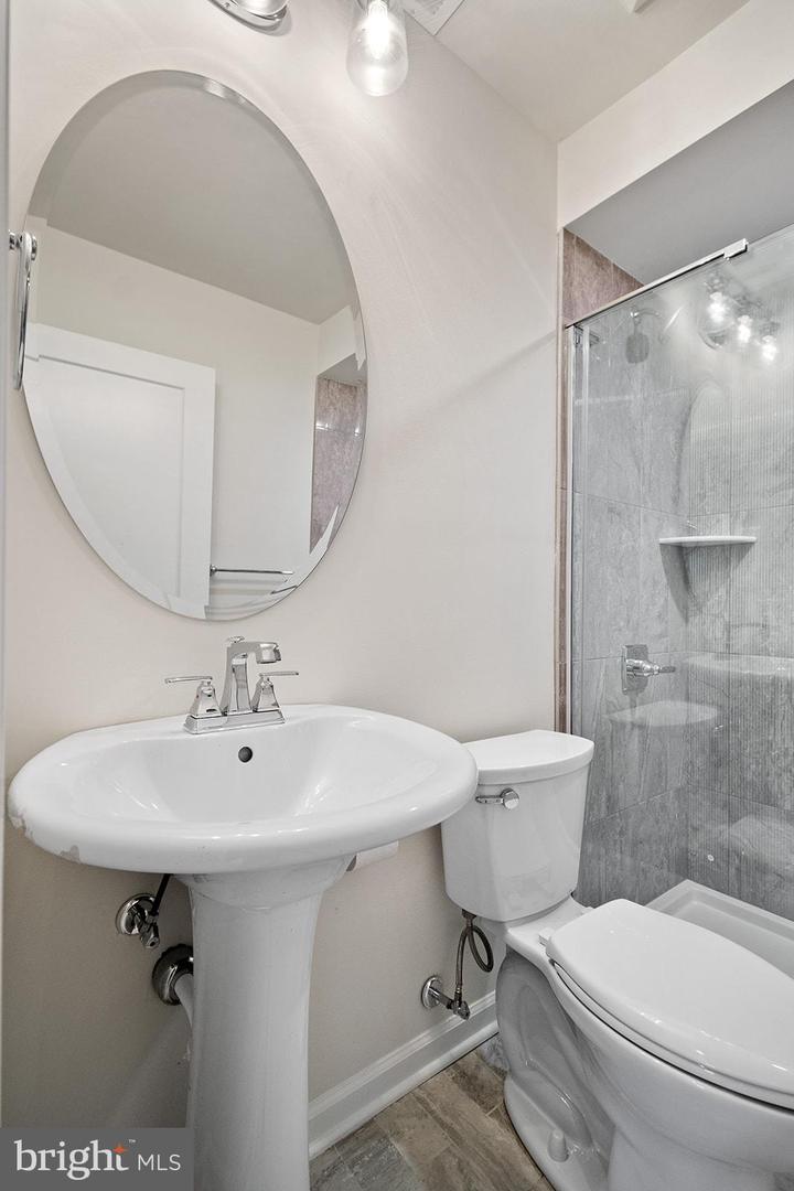 21 Plumtree Rd