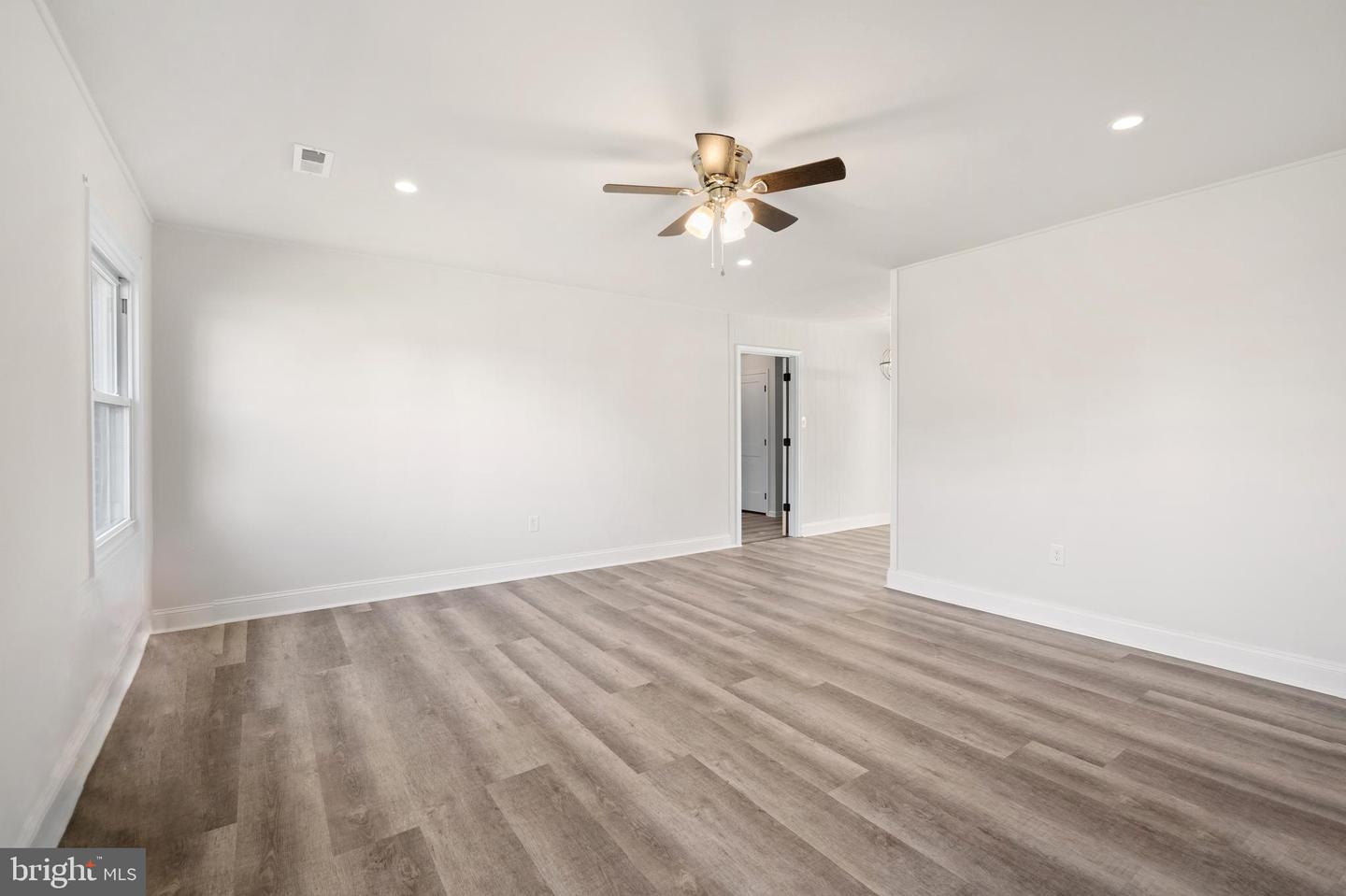 21 Plumtree Rd