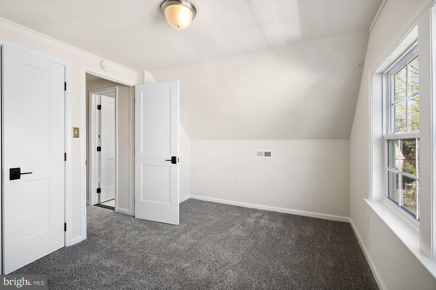 21 Plumtree Rd