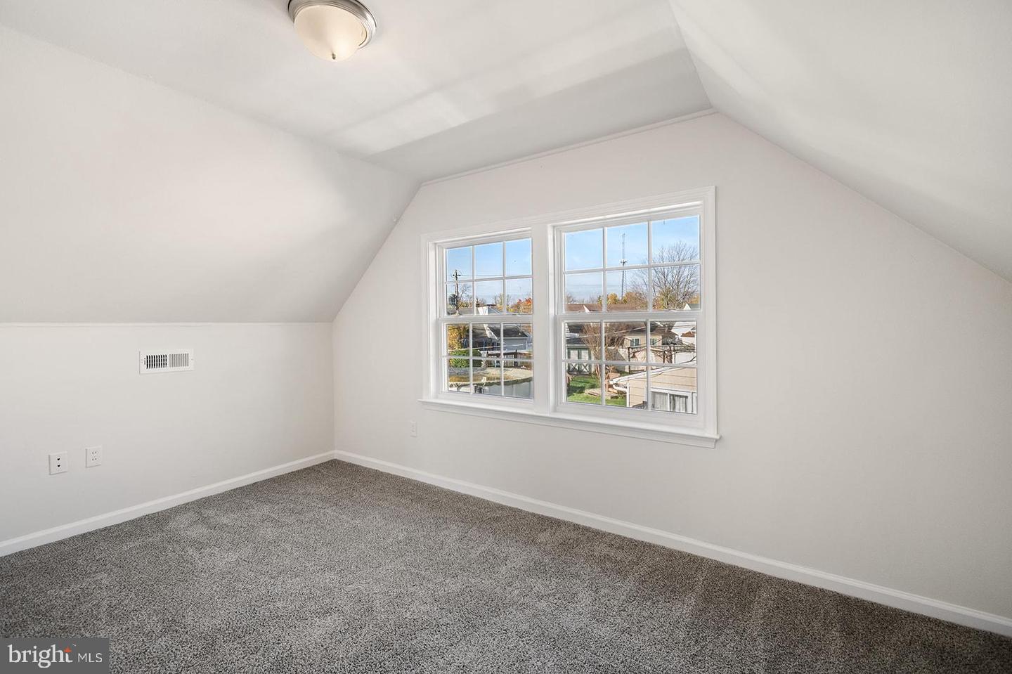 21 Plumtree Rd