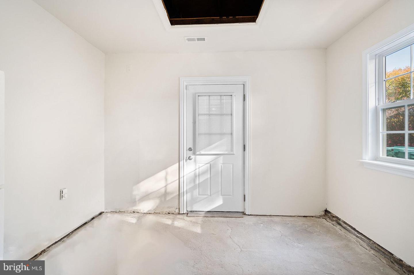 21 Plumtree Rd