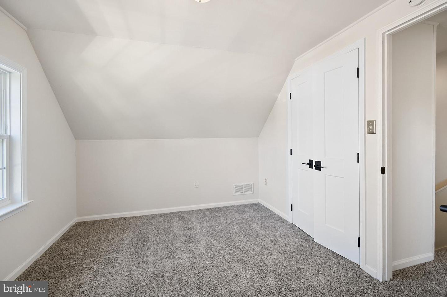 21 Plumtree Rd
