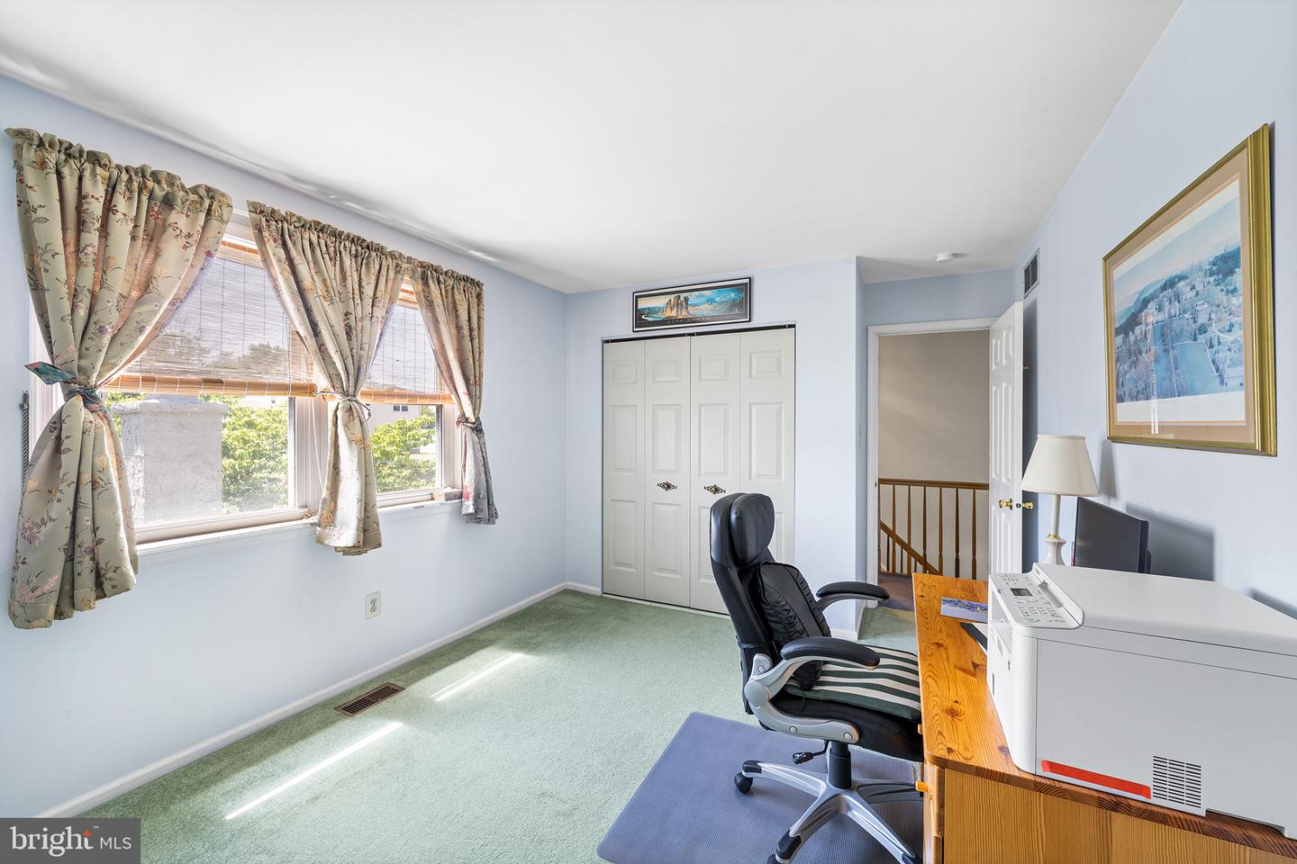 2907 Meredith Pl