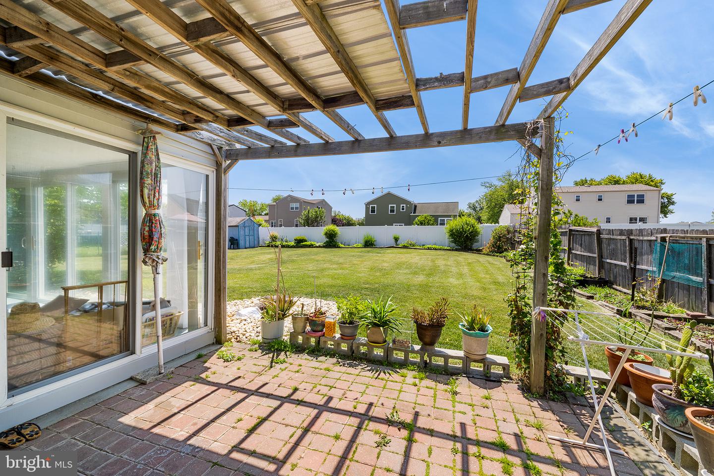 2907 Meredith Pl